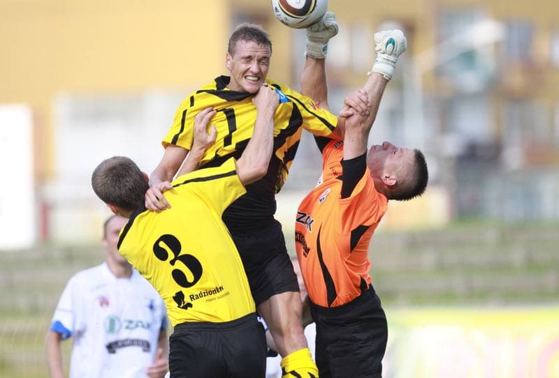 Football. I liga. Ruch Radzionkow - MKS Kluczbork. 31.07.2010