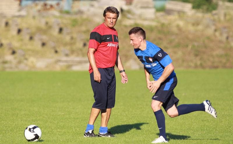 Football. Gornik Zabrze. Training. 07.01.2010