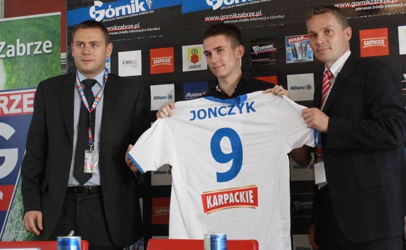 Football. Gornik Zabrze. Press Conference. 24.06.2010