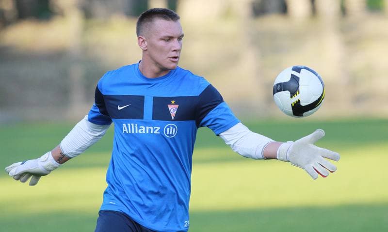Football. Gornik Zabrze. Training. 07.01.2010