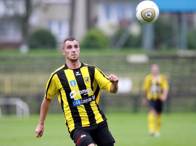 Football. I liga. Ruch Radzionkow - Sandecja Nowy Sacz. 15.08.2010