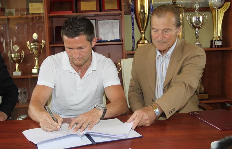 Football. Gornik Zabrze. Press Conference. 24.06.2010