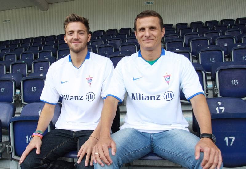 Football. Gornik Zabrze. Press Conference. 24.06.2010