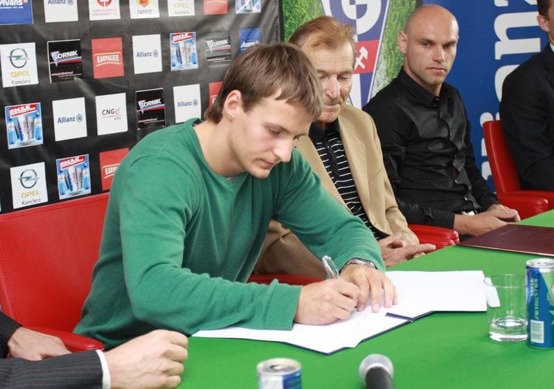 Football. Gornik Zabrze. Press Conference. 24.06.2010