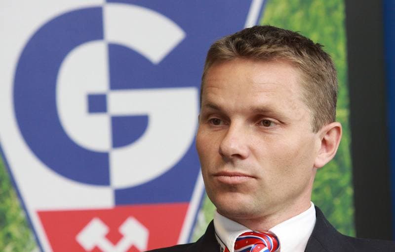 Football. Gornik Zabrze. Press Conference. 24.06.2010