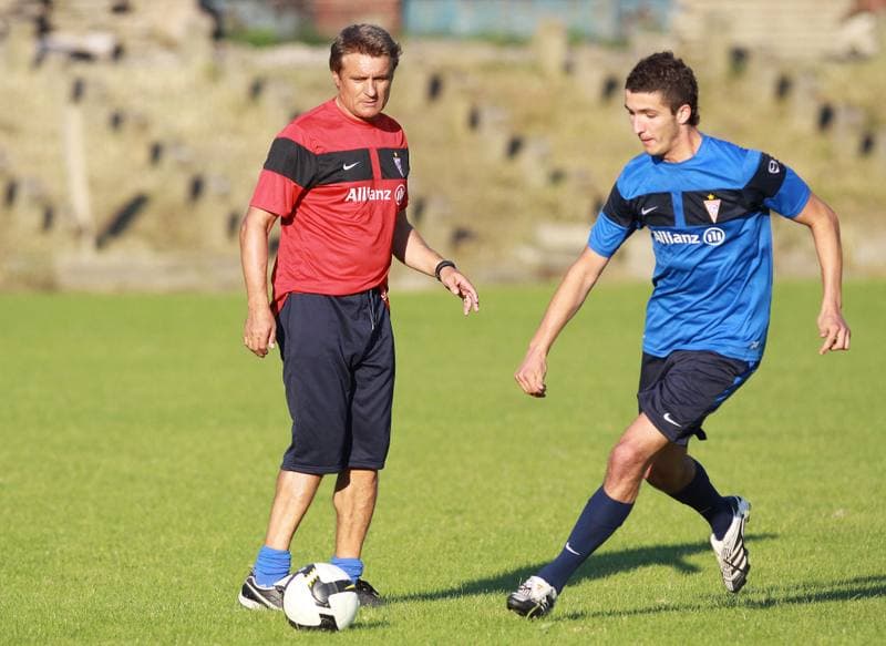 Football. Gornik Zabrze. Training. 07.01.2010