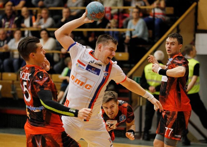 Handball. PGNiG Superliga. Gornik Zabrze - KPR RC Legionowo. 28.10.2015