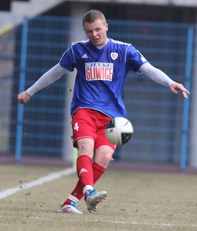 Football. Sparing. Piast Gliwice - Kolejarz Stroze. 10.03.2012
