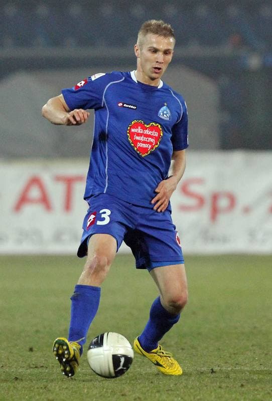 Football. Puchar Polski. Ruch Chorzow - Ruch Zdzieszowice. 21.03.2012