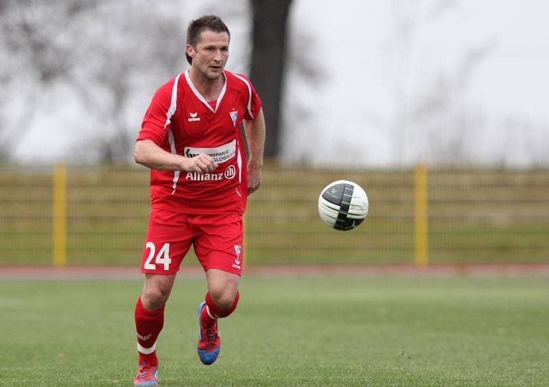 Football. Sparing. Gwarek Tarnowskie Gory - Gornik Zabrze. 11.04.2012