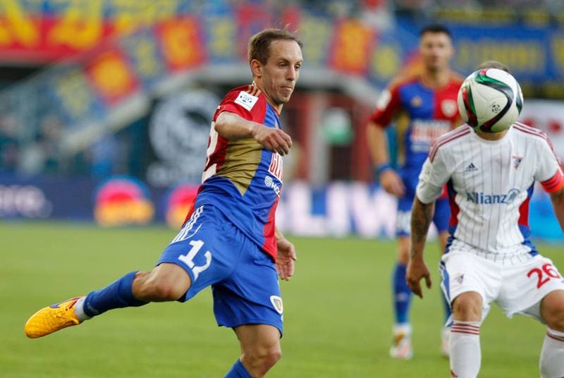 Football. T-Mobile Ekstraklasa. Piast Gliwice - Gornik Zabrze. 30.11.2013