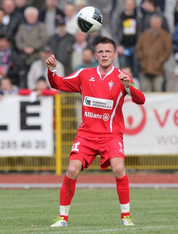 Football. Sparing. Gwarek Tarnowskie Gory - Gornik Zabrze. 11.04.2012
