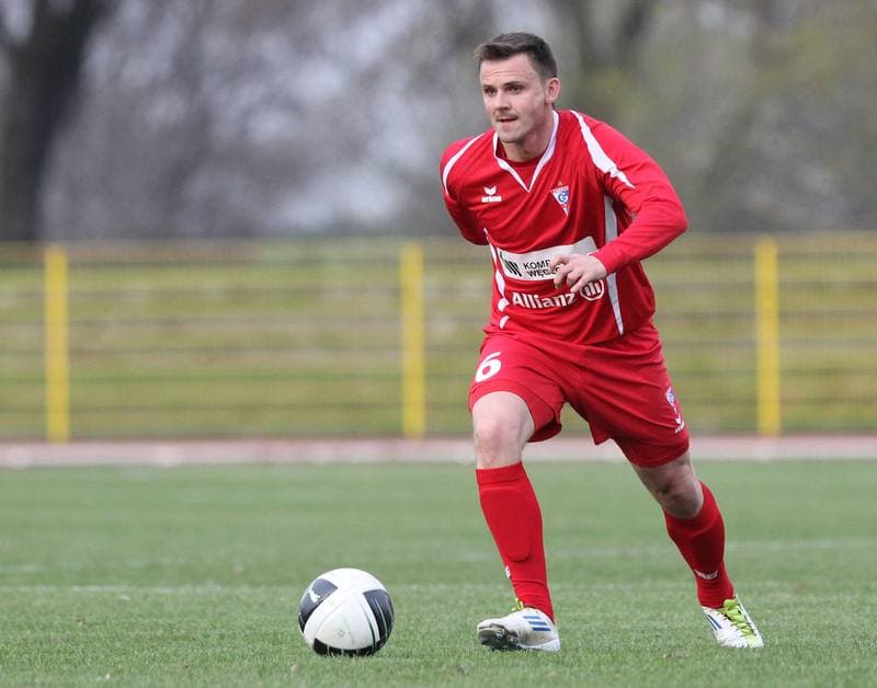 Football. Sparing. Gwarek Tarnowskie Gory - Gornik Zabrze. 11.04.2012