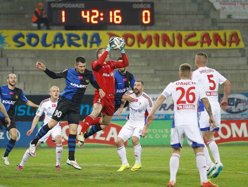 Football. T-Mobile Ekstraklasa. Gornik Zabrze - Zawisza Bydgoszcz. 29.04.2015