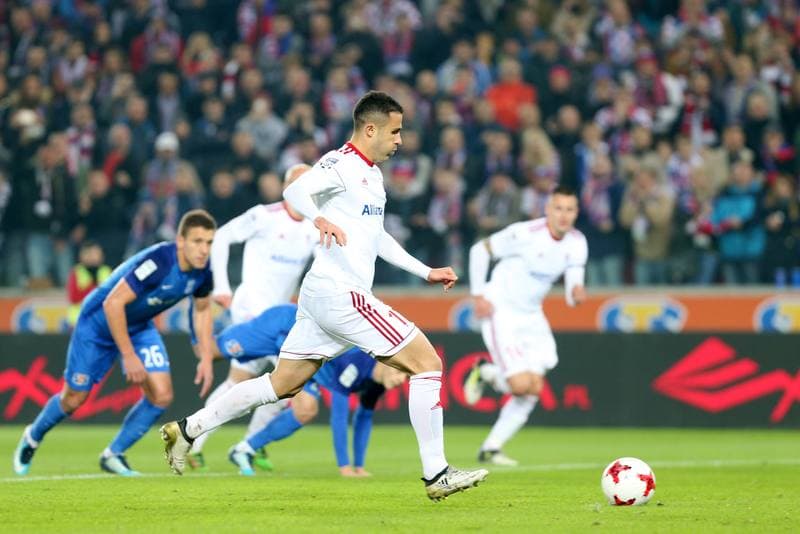 Football. Lotto Ekstraklasa. Gornik Zabrze - Lech Poznan. 04.11.2017