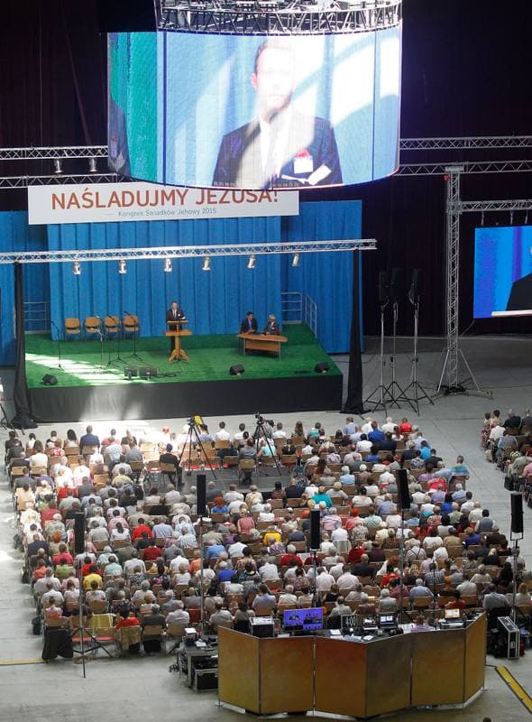 Jehovah's Witnesses. Congress. Follow Jesus. 18.07.2015