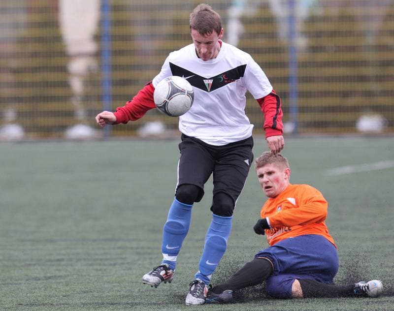 Football. Tychy Sparing. GKS Tychy - Puszcza Niepolomice. 09.02.2013