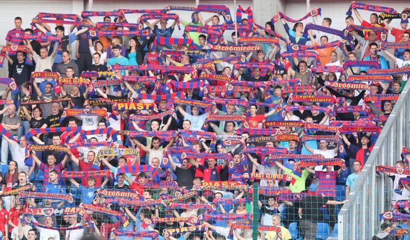 Football. I liga. Piast Gliwice - Dolcan Zabki. 09.05.2012