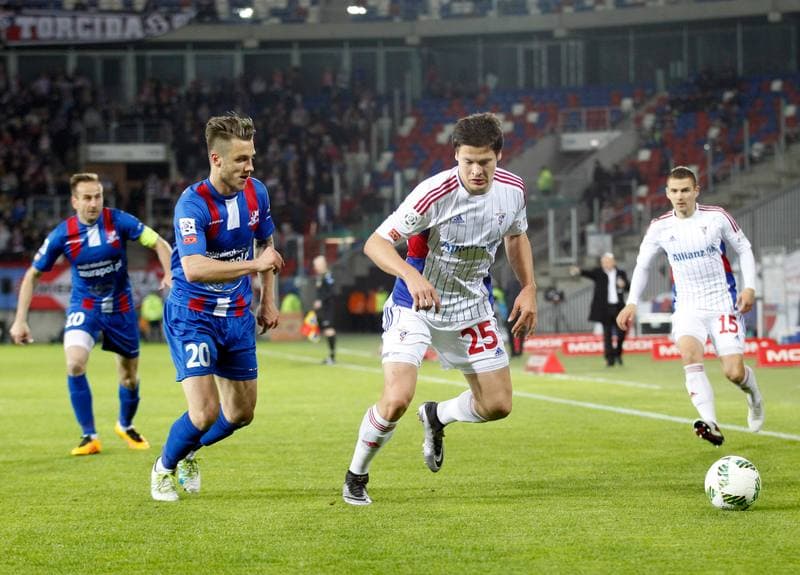 Football. Ekstraklasa. Gornik Zabrze - Podbeskidzie Bielsko-Biala. 20.04.2016