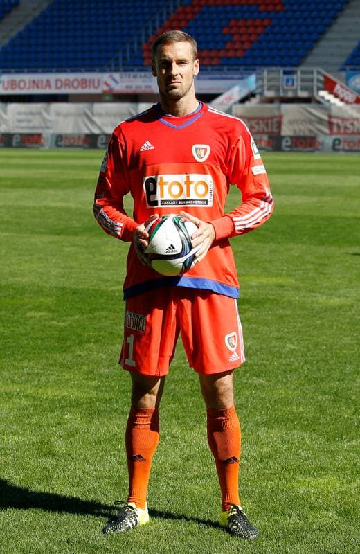 Football. Piast Gliwice. Press Conference. 17.09.2015