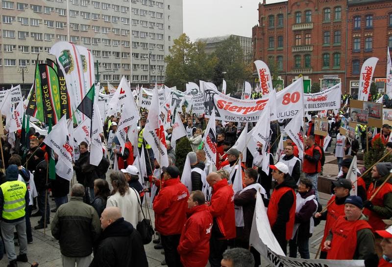 Manifestacja przed KWK Pokoj. Ruda Slaska. 13.10.2015
