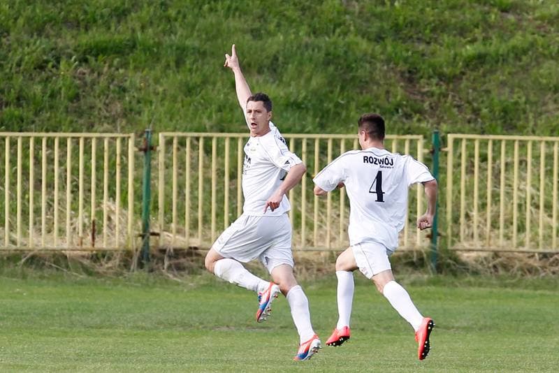 Football. II Liga. Rozwoj Katowice - Znicz Pruszkow. 31.05.2015