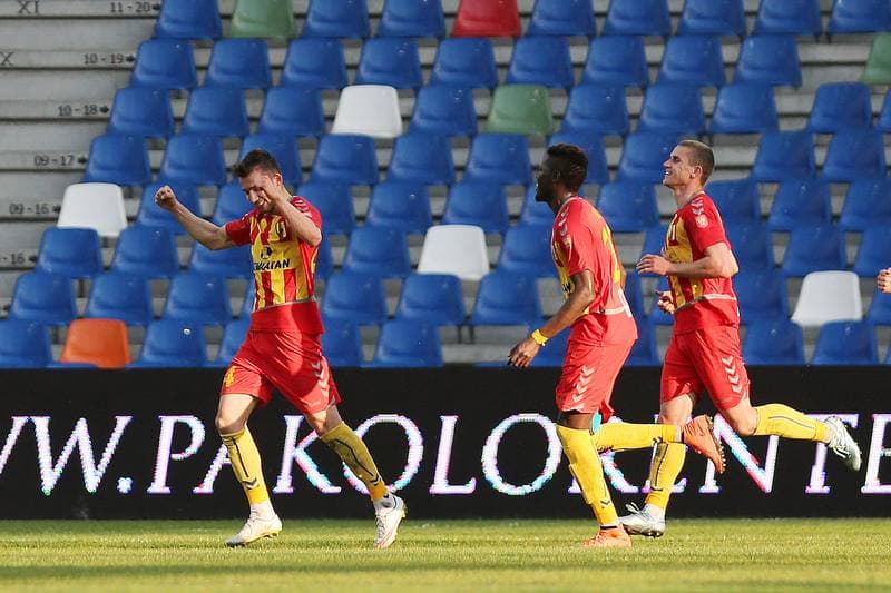 Football. Ekstraklasa. Podbeskidzie Bielsko-Biala - Korona Kielce. 06.05.2016