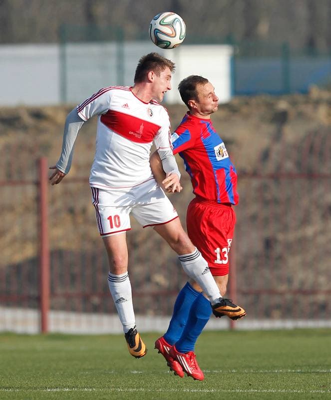 Football. III Liga Opolsko Slaska. Polonia Bytom - Ruch Zdzieszowice. 15.11.2014