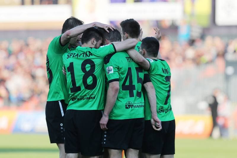 Football. Ekstraklasa. Termalica Bruk-Bet Nieciecza - Gornik Leczna. 30.04.2016