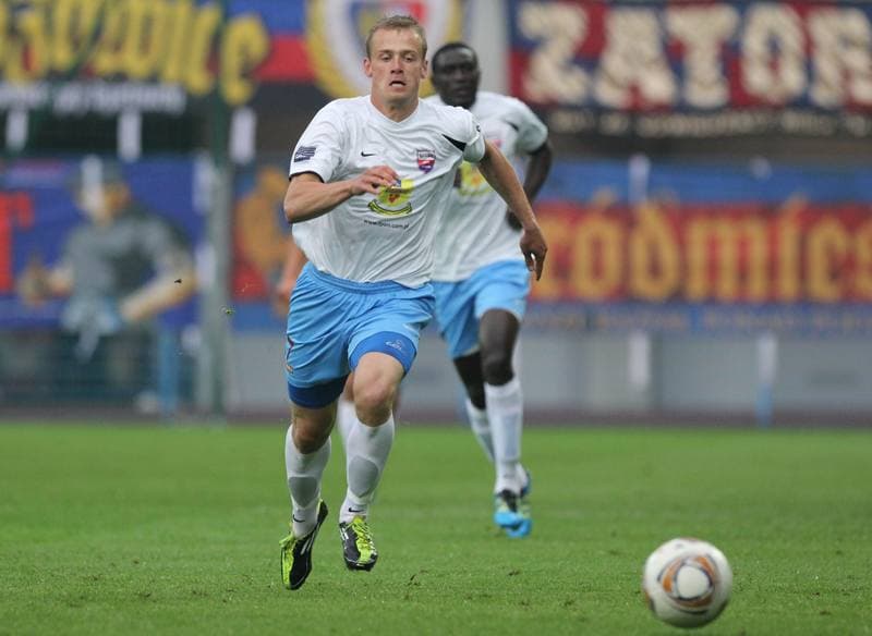 Football. Sparing. Piast Gliwice - Kolejarz Stroze. 10.03.2012