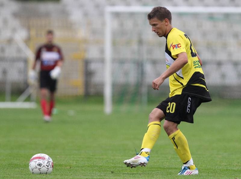 Football. I liga. Ruch Radzionkow - Kolejarz Stroze. 30.07.2011