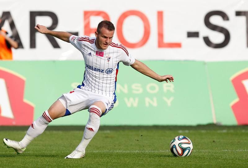 Football. PKO BP Ekstraklasa. Gornik Zabrze - Piast Gliwice. 01.12.2015