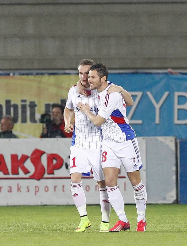 Football. T-Mobile Ekstraklasa. Gornik Zabrze - Zawisza Bydgoszcz. 29.04.2015