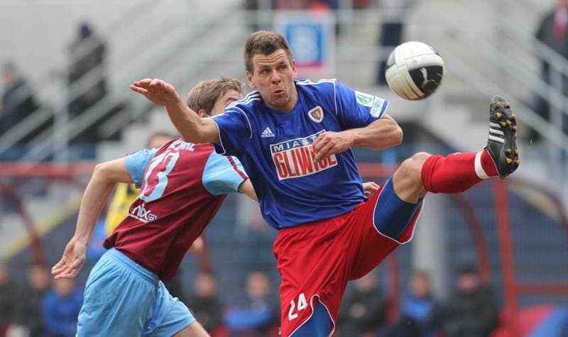 Football. Sparing. Piast Gliwice - Kolejarz Stroze. 10.03.2012