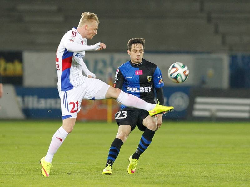 Football. T-Mobile Ekstraklasa. Gornik Zabrze - Zawisza Bydgoszcz. 29.04.2015