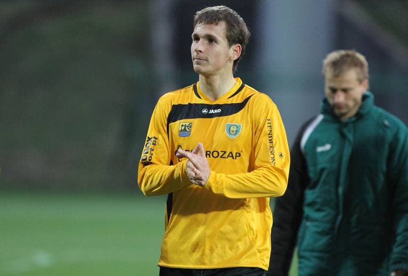 Football. I Liga. GKS Katowice - MKS Kluczbork. 10.04.2011