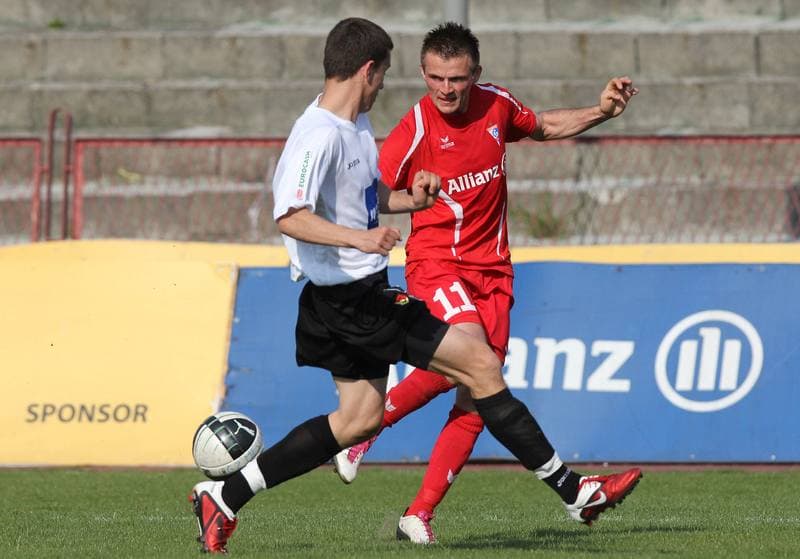 Football. Mloda Ekstraklasa. Gornik Zabrze - Jagiellonia Bialystok. 21.04.2011