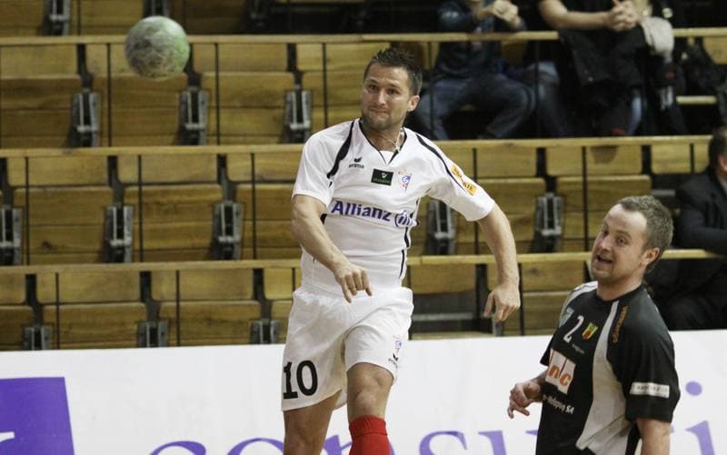 Handball. Charytatywny Mecz. NMC Powen Zabrze - Gornik Zabrze. 16.01.2011
