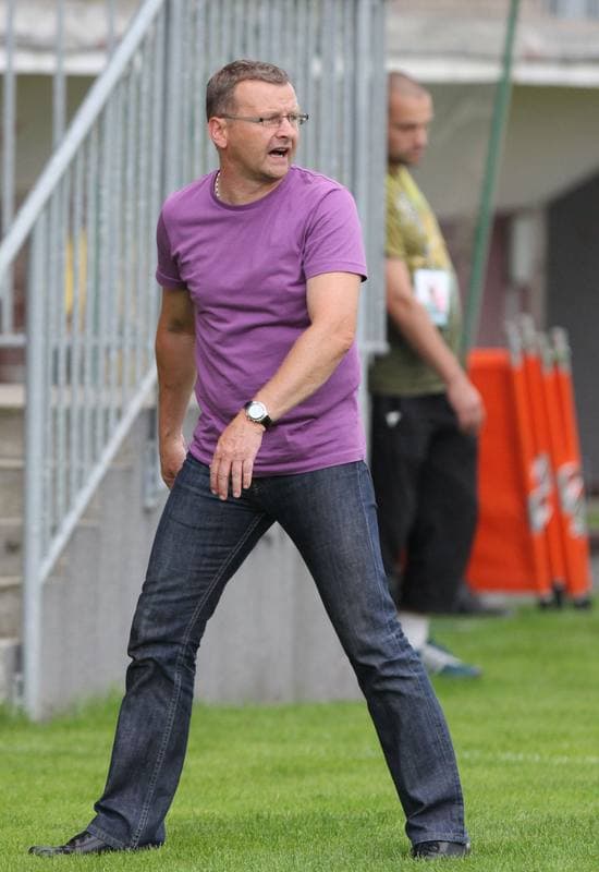 Football. II Liga. GKS Tychy - Miedz Legnica. 06.08.2011
