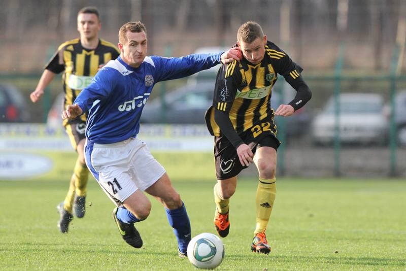 Football. I liga. GKS Katowice - Dolcan Zabki. 31.03.2012