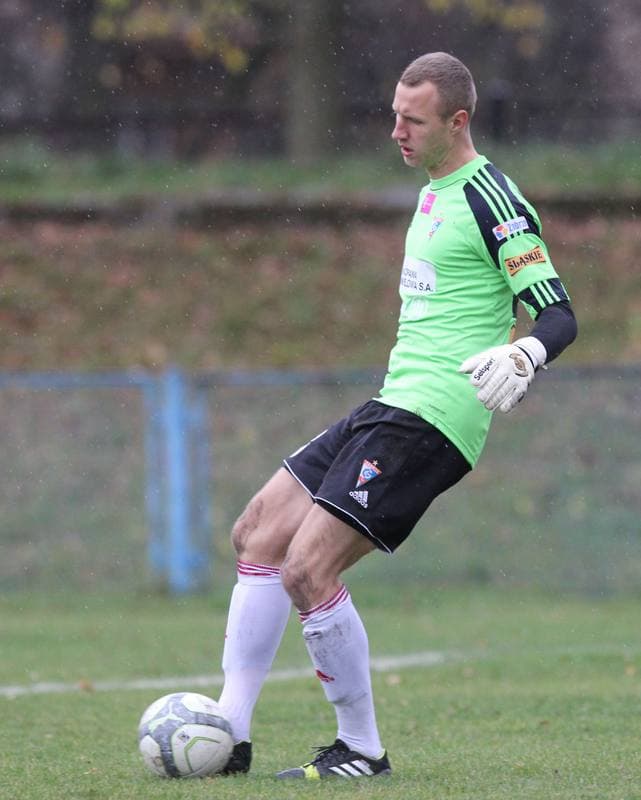 Football. III Liga. Gornik II Zabrze - Odra Wodzislaw. 09.11.2013
