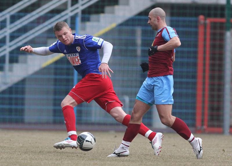 Football. Sparing. Piast Gliwice - Kolejarz Stroze. 10.03.2012