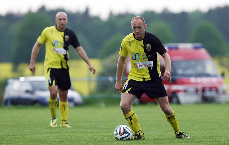Football. IV Liga Slaska Gr I. Przyszlosc Ciochowice - Ruch Radzionkow. 12.05.2015