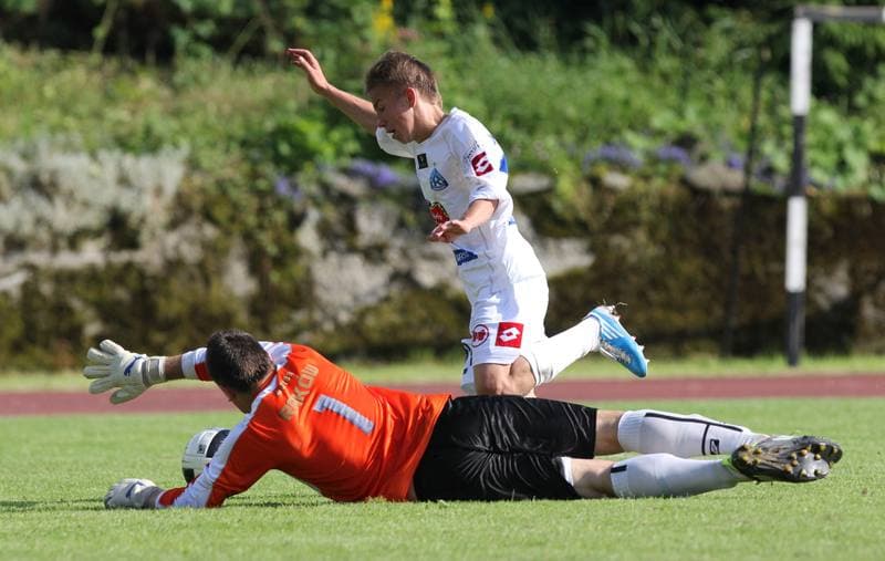 Football. Wisla Sparing. Ruch Chorzow - Rakow Czestochowa. 05.07.2011
