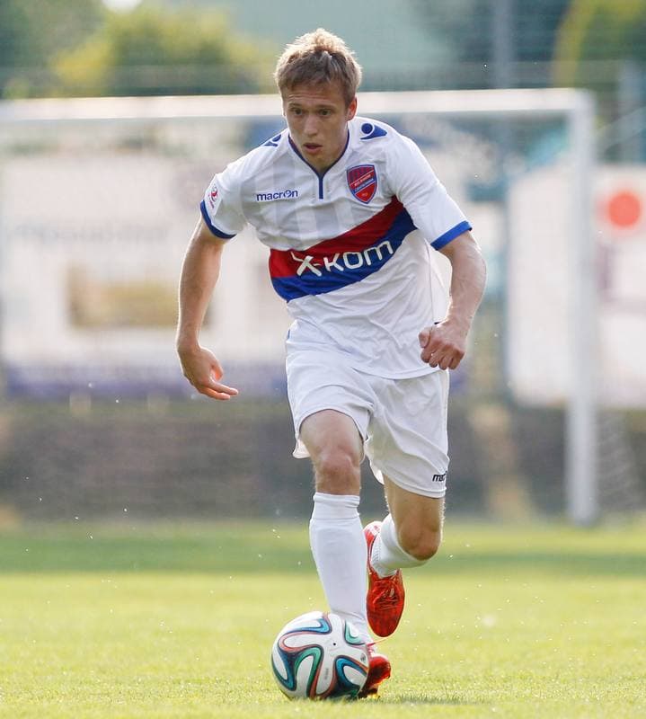 Football. II Liga. Nadwislan Gora - Rakow Czestochowa. 09.08.2015