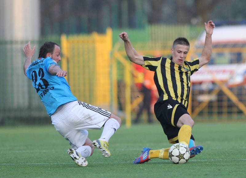 Football. I liga. GKS Katowice - Sandecja Nowy Sacz. 23.10.2010
