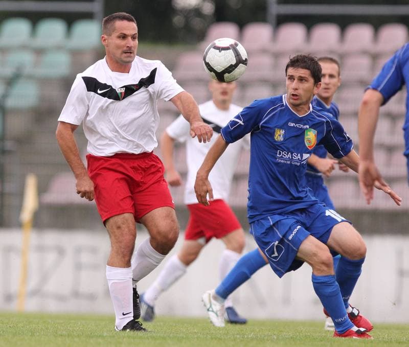 Football. II Liga. GKS Tychy - Miedz Legnica. 06.08.2011