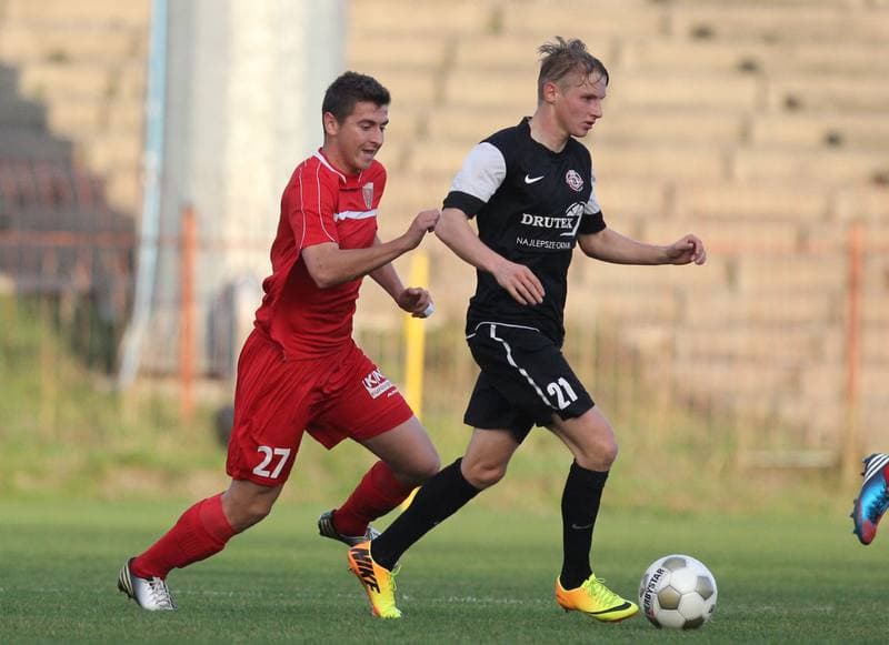 Football. II Liga. Polonia Bytom - Bytovia Bytow. 26.10.2013