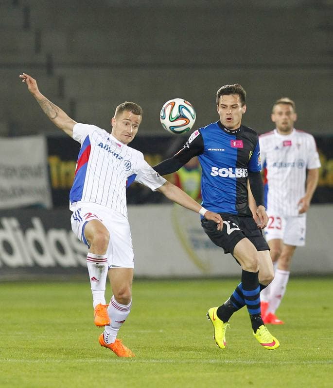 Football. T-Mobile Ekstraklasa. Gornik Zabrze - Zawisza Bydgoszcz. 29.04.2015