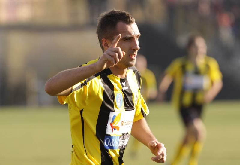 Football. I liga. Ruch Radzionkow - Piast Gliwice. 30.10.2010